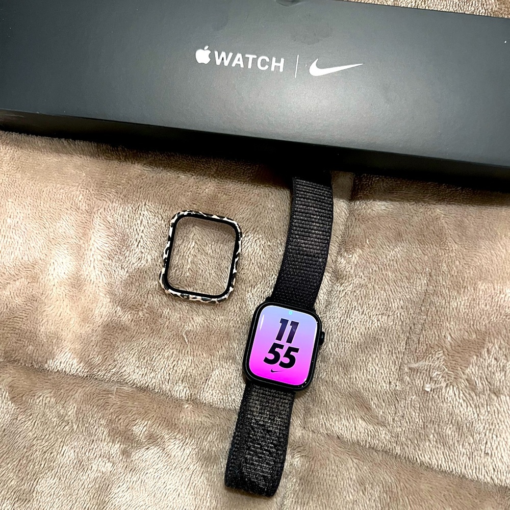 Apple Watch Nike Series 7 45MM GPS